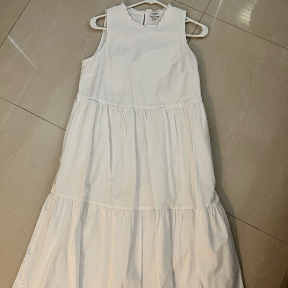 Sleeveless tiered dress